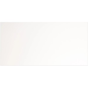 Helle, glänzende Bodenfliese aus Feinsteinzeug, 60x120 cm, für Innenräume.