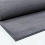 Grauer Floornovo Kurzflor Teppich (280x200 cm), Detailaufnahme der weichen Oberfläche und rutschfesten Rückseite.