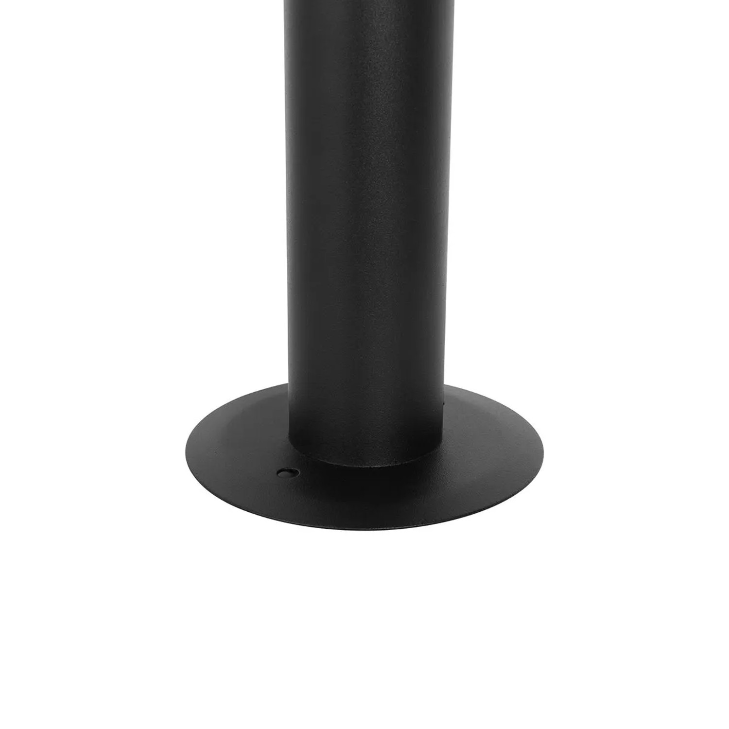 Detailaufnahme: Schwarze QAZQA Dover Außenleuchte, klassische Stehleuchte für Garten und Terrasse.