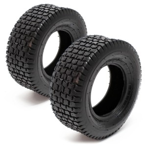 Zwei schwarze Wiltec Reifenmäntel 13x5.00-6 mit Stollenprofil für Rasentraktoren und Mäher.