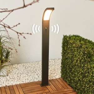 Lucande LED Außenleuchte Juvia 9619129 mit Bewegungsmelder Spritzwassergeschützt Modern in Schwarz aus Aluminium 1-flammig