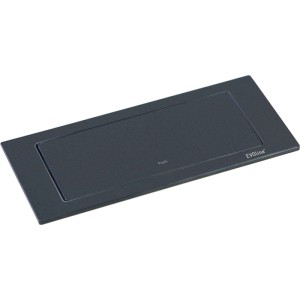 Evoline Backflip versenkbare 2-fach Steckdose mit USB-C, schwarz matt. Geschlossen, bündig in Arbeitsplatte integriert.