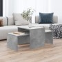Betongraues vidaXL Couchtisch-Set aus Holzwerkstoff, bestehend aus zwei Tischen unterschiedlicher Höhe.