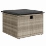 Hellgrauer vidaXL Gartenmöbel-Hocker aus Polyrattan mit dunklem Kissen.