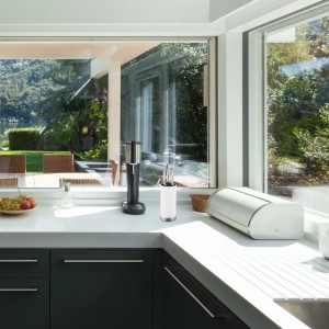 Relaxdays Messerblock Kunststoff Edelstahl Weiß Rund Unbestückt mit Borsten Entnehmbar 22 cm x 11 cm 1,5 kg