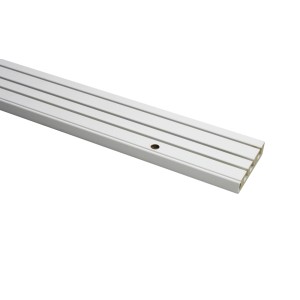 Weiße Gardinia Vorhangschiene, 3-läufig, 250 cm lang, mit vorgebohrten Löchern.