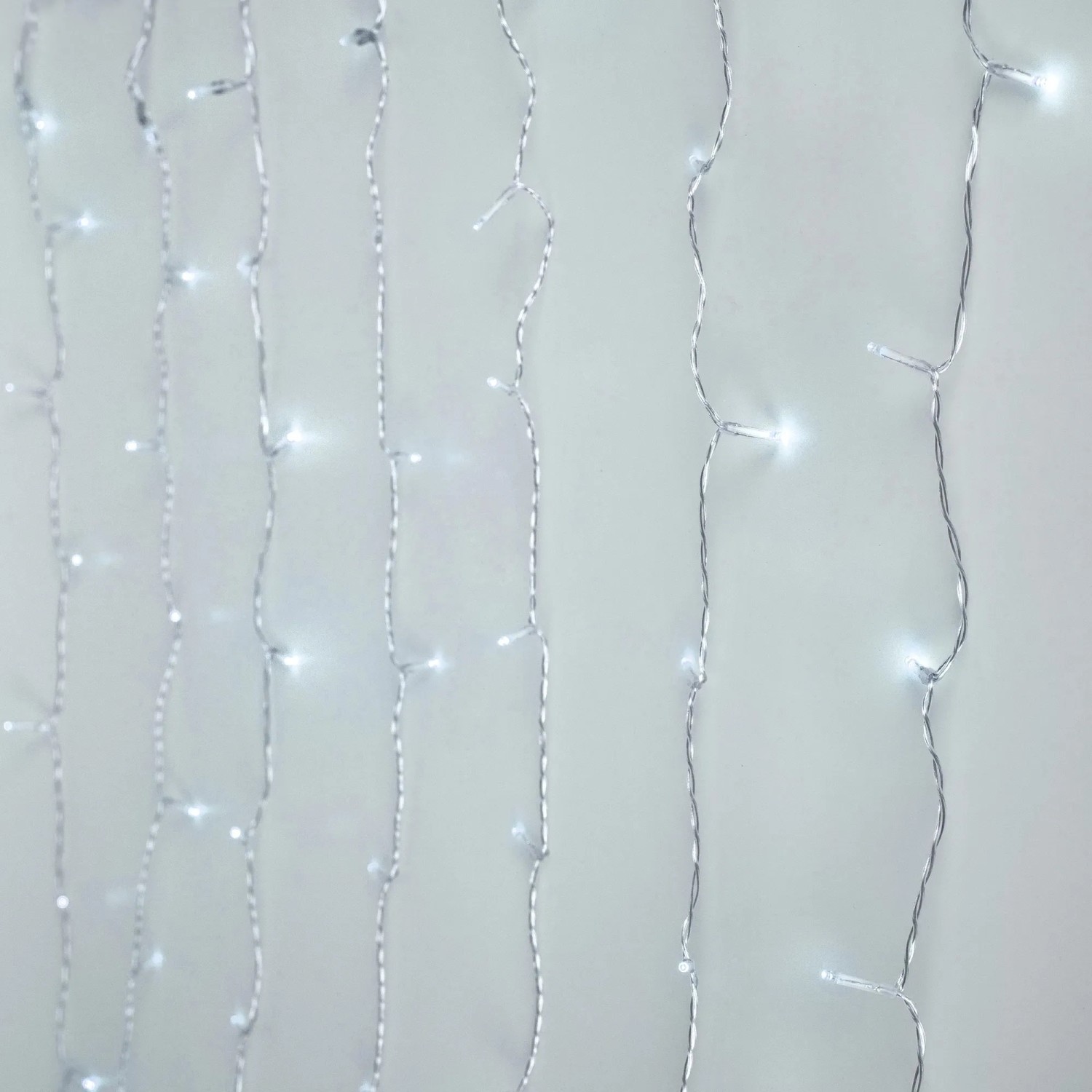 ECD Germany LED Lichtervorhang, 240 kaltweiße LEDs, 2x1,5m, Weihnachtsdekoration.