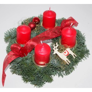 Adventskranz mit 4 roten Kerzen, Tannengrün, Schleife und Deko, Durchmesser 25 cm.