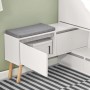 Weißer SoBuy Schuhkipper FSR134-W mit Sitzbank und Stauraum für Schuhe im Flur.