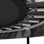 Detailaufnahme: Federn und Rahmen des schwarzen Salta Trampolin Comfort Edition ø 153 cm.