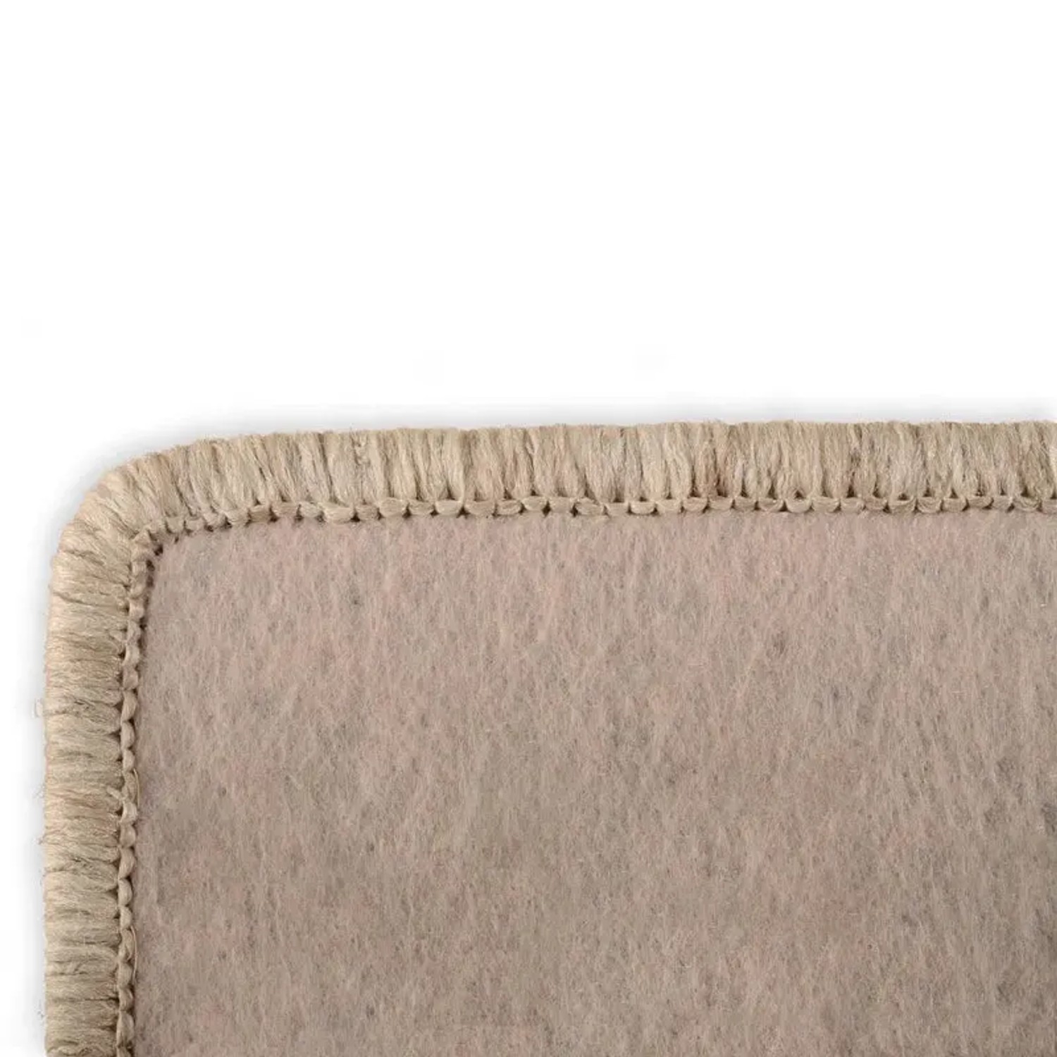 Detailansicht: Beige KARAT Teppich Kalkutta in Sisaloptik mit geketteltem Rand.
