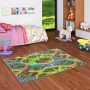 Türkiser Kinder Straßenteppich 100x200cm im Kinderzimmer mit Spielzeug.