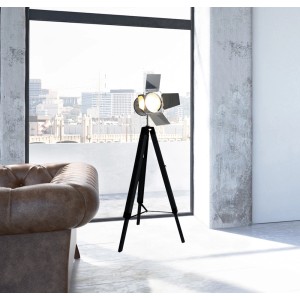 Näve Stehleuchte Dreibein Holly Schwarz, Design-Stehlampe im Filmset-Look.