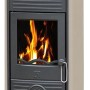 Plamen Maestral N Kaminofen, creme, 6,5 kW, mit Gusseisen-Herdplatte und Sichtscheibe mit Flammen.