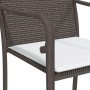 Detailansicht: Gartenstuhl der vidaXL Essgruppe, braunes Rattan, weißes Kissen.