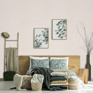 Beige Bricoflor Vliestapete in Leinenoptik im Schlafzimmer mit Deko.