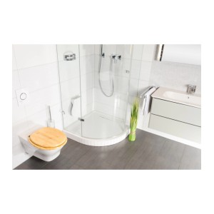Sanilo WC-Sitz Bambus mit Absenkautomatik im modernen Badezimmer.