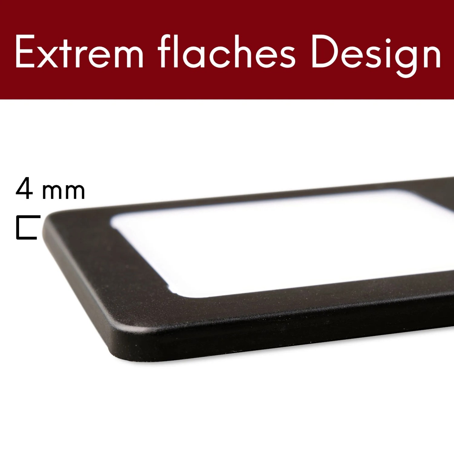 Detailaufnahme: Sehr flache, schwarze LED Unterbauleuchte (4mm) aus dem 4er Set.