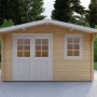 Finn Art Blockhaus Norwegen 16: Gartenhaus aus Holz mit Doppeltür und Fenster.