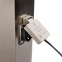 Detailaufnahme: QAZQA Außenleuchte Malios mit IP44 Steckdose und Kabel.