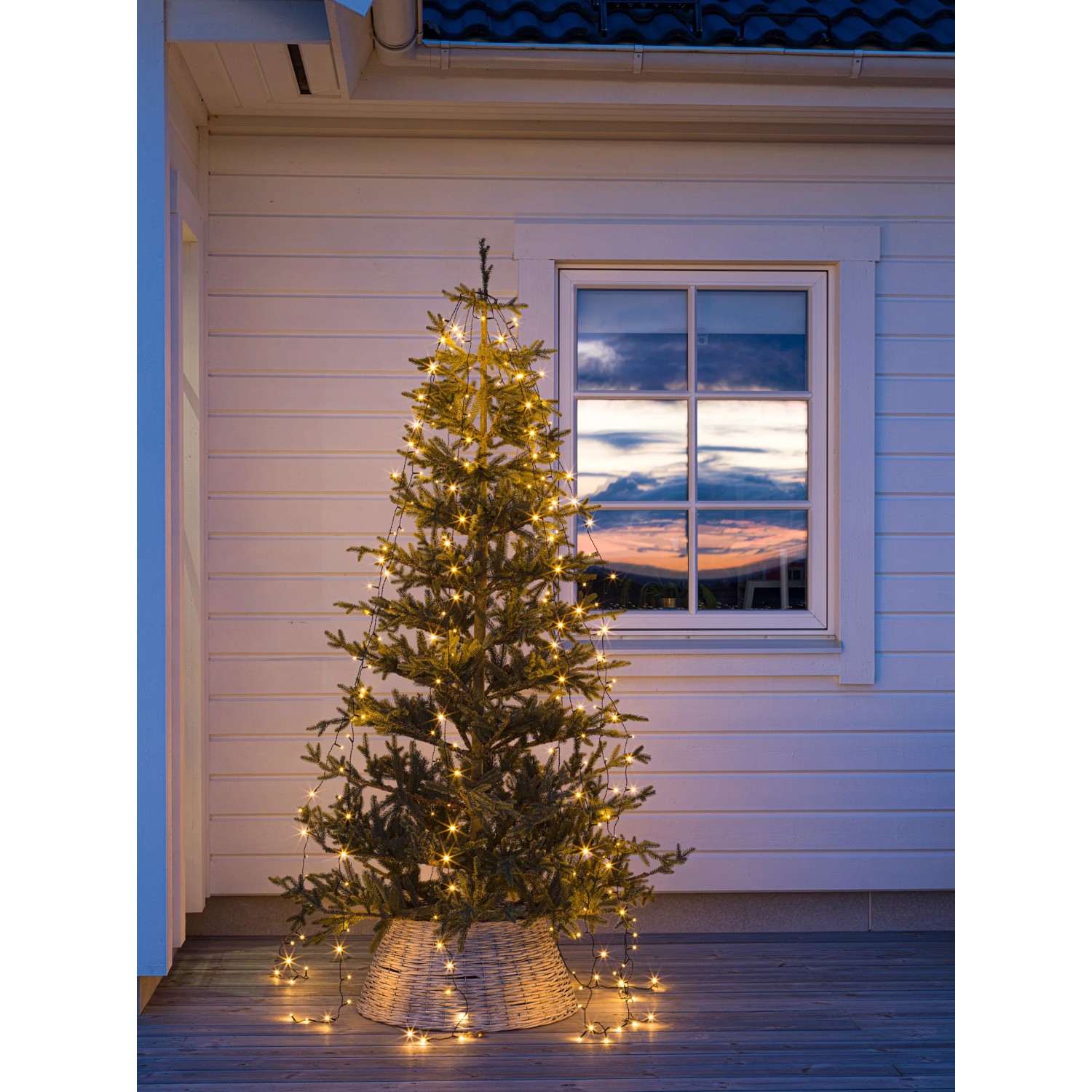 Konstsmide Baummantel Lichterkette Ø 15,8 cm IP44 mit Timer kaufen bei OBI