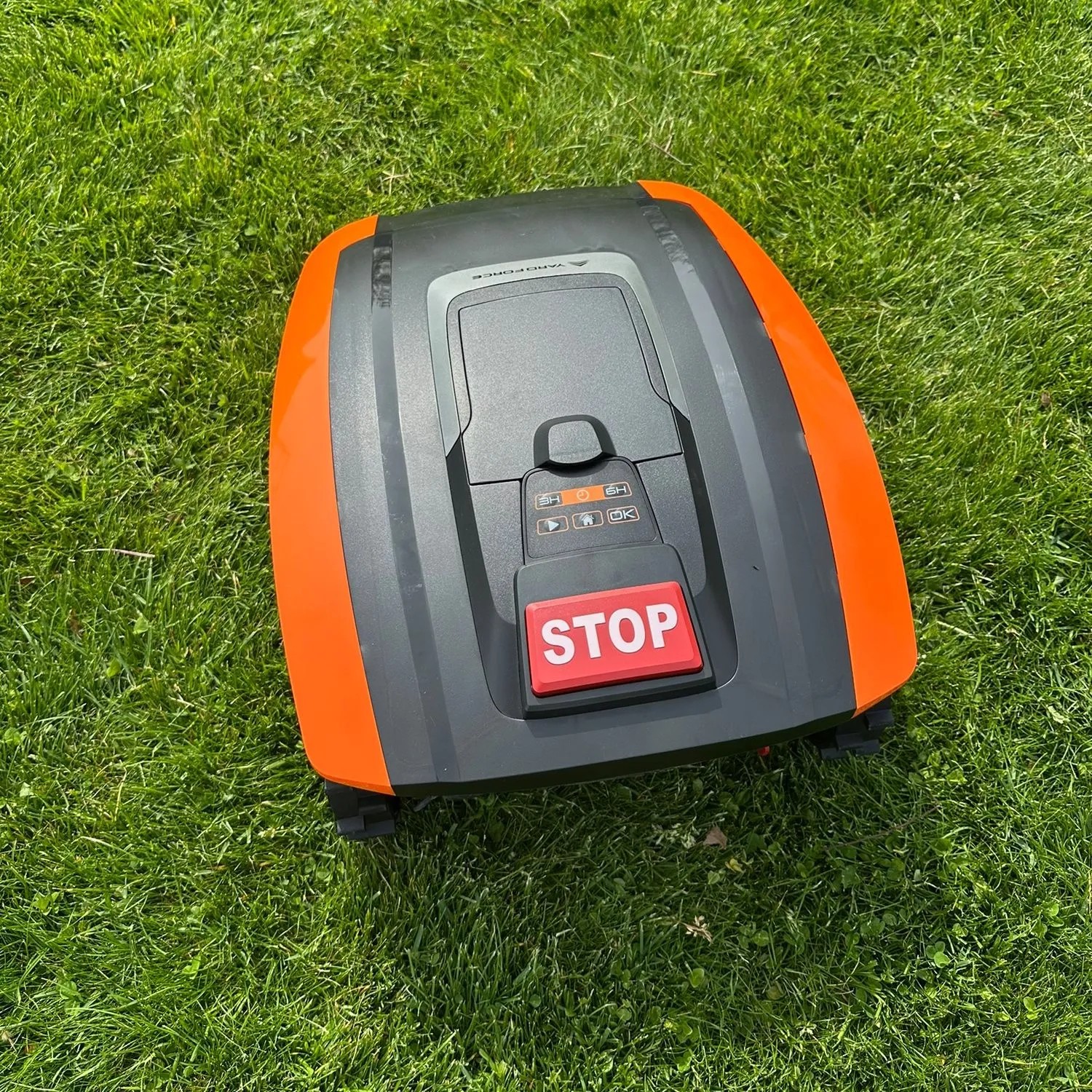 YARD FORCE Rasenmähroboter Easymow 260B Plus Mähroboter-Garage_7