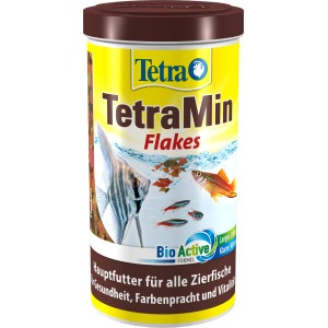 TetraMin Flakes 1L: Flockenfutter für Zierfische im Aquarium, mit BioActive Formel für Gesundheit und Vitalität.