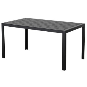 Schwarzer MeXo Aluminium Esstisch mit Polywood Tischplatte für den Garten.