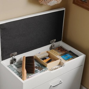 Offene, weiße SoBuy Schuhbank FSR95-W mit Sitzkissen und Schuhpflegeprodukten.