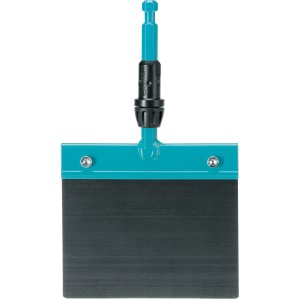 Gardena combisystem Stoßscharre 15 cm zum Entfernen von Eis und Schmutz.
