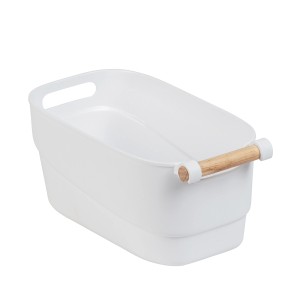 Weißer Wenko Organizer aus Kunststoff mit Holzgriff, 14,5x12x27cm, für Bad und Haushalt.