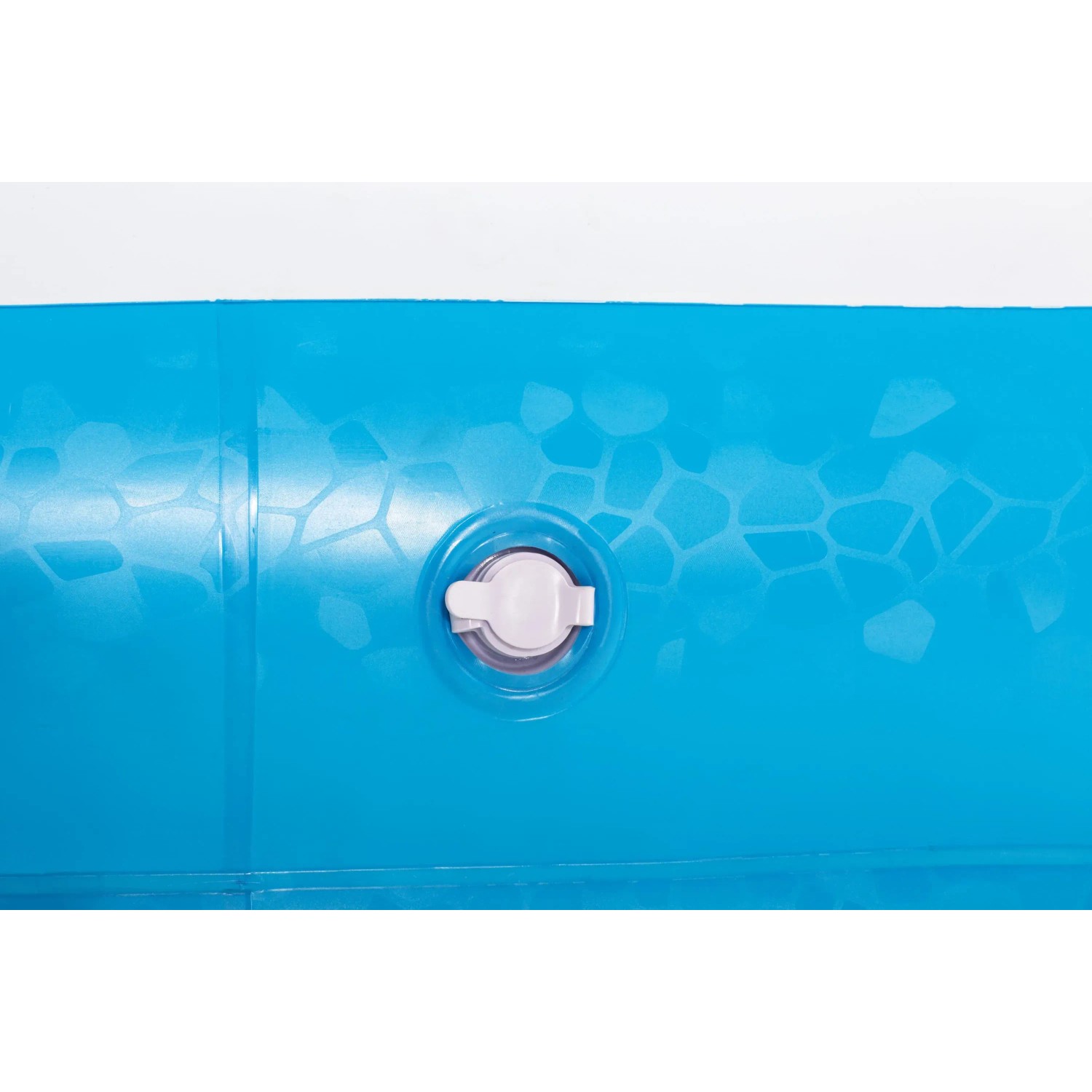 Detailaufnahme: Blauer Bestway Family Pool mit Ventil und Mosaikmuster.
