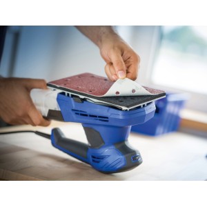 LUX Schleifstreifen K120 auf Schwingschleifer, Zubehör für Holz- und Metallbearbeitung.