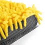 Gelber Mikrofaser-Autowaschhandschuh mit Chenille-Fasern und grauer Netzstruktur. Ideal für Autopflege und Reinigung.
