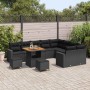 Schwarzes 12-tlg. Garten-Sofa-Set aus Poly Rattan mit Tisch und Hockern für Terrasse und Garten.