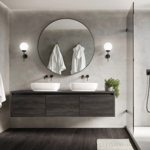 Bad mit ML-Design Vinylboden Eiche Dunkelgrau, Doppelwaschbecken und Spiegel.