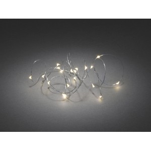 Konstsmide Micro LED Lichterkette mit 40 warmweißen LEDs auf silberfarbenem Draht für den Innenbereich.