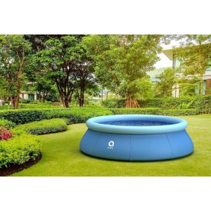 Blauer, runder Avenli Aufblaspool (Ø 300 cm) im Garten.
