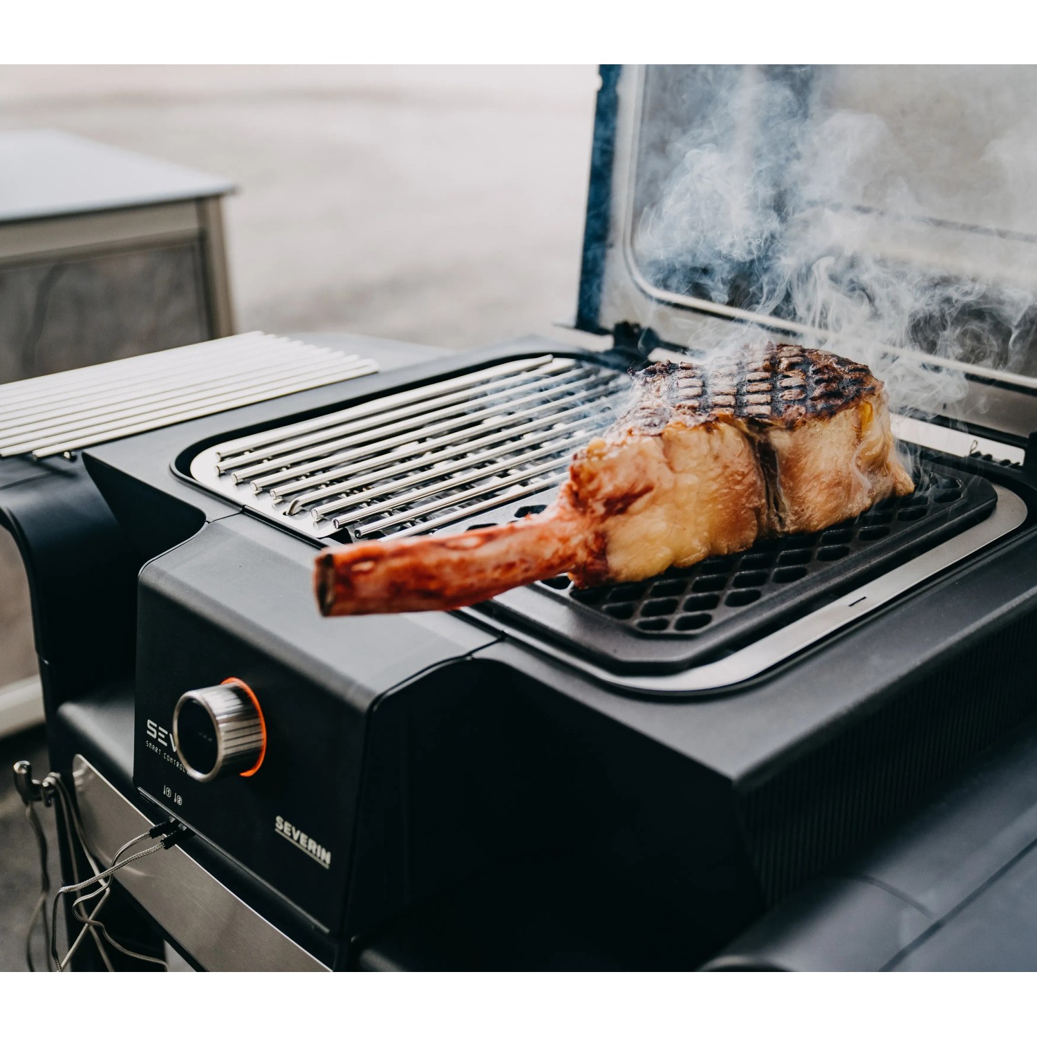 Severin Standgrill PG 8139: Steak auf dem Elektrogrill mit Smart Control und Rauchentwicklung.