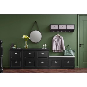 Schwarzer SoBuy Schuhkipper FSR94-SCH mit 3 Klappen als Teil einer Flur-Garderobe.