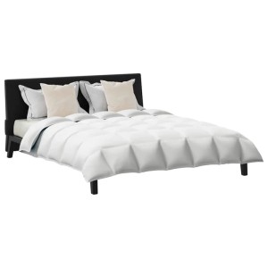 Weißes vidaXL Bettdecken-Set mit Kissen (3-tlg) auf einem Bett mit dunklem Rahmen.
