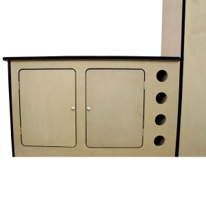 Monstershop VW T4/T5 Küchenzeile aus MDF mit Schränken und Weinregal für Camping & Zubehör.
