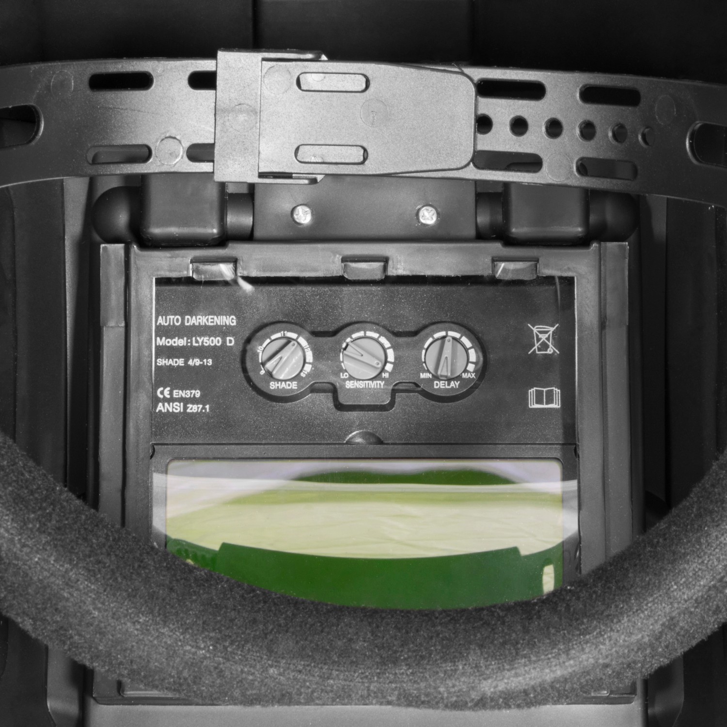 Detailaufnahme: Güde Automatischer Schweißhelm GSH-K mit einstellbarem Auto-Abdunklungsfilter.