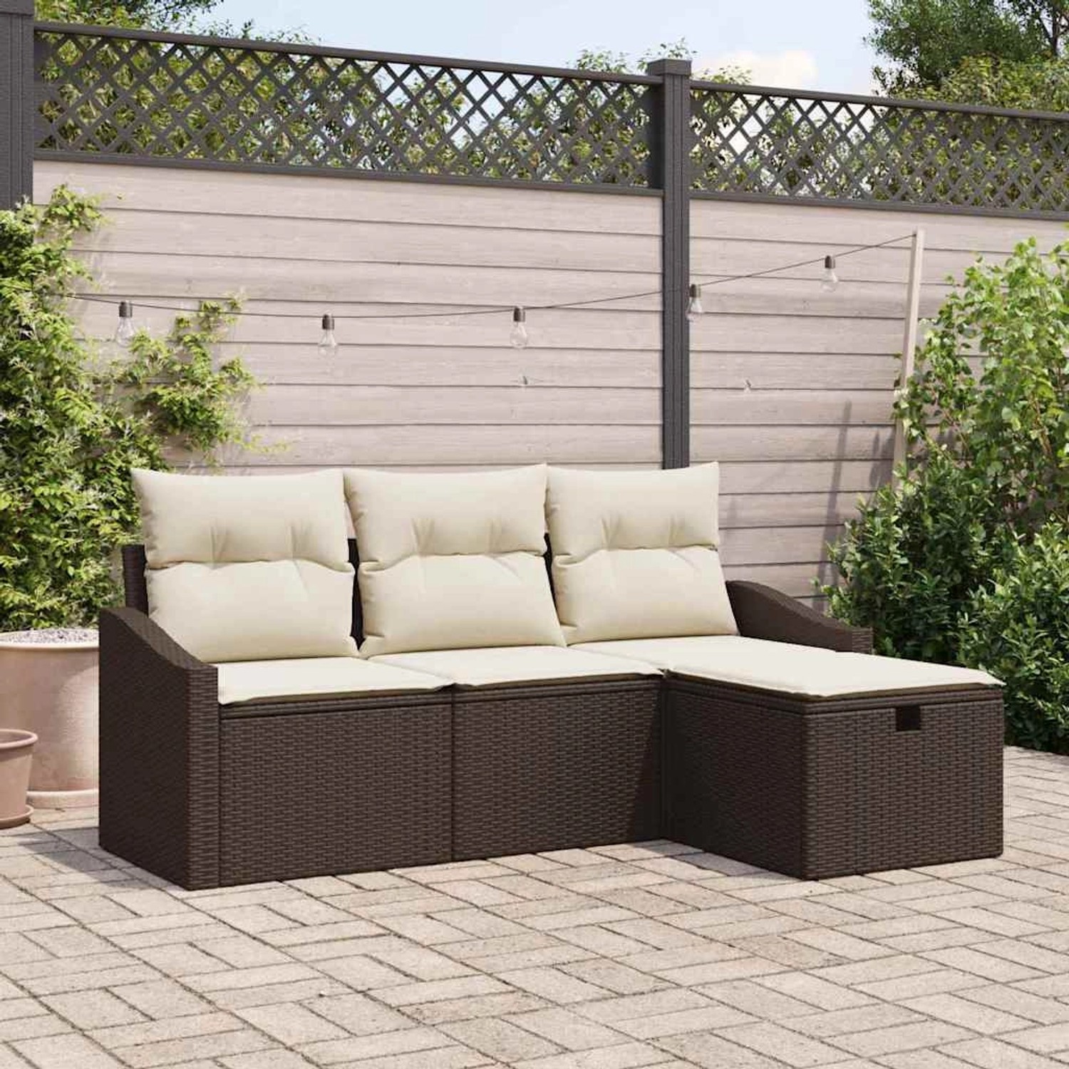 Braunes 4-tlg. vidaXL Garten-Sofa-Set aus Poly Rattan mit Kissen und Stauraum.