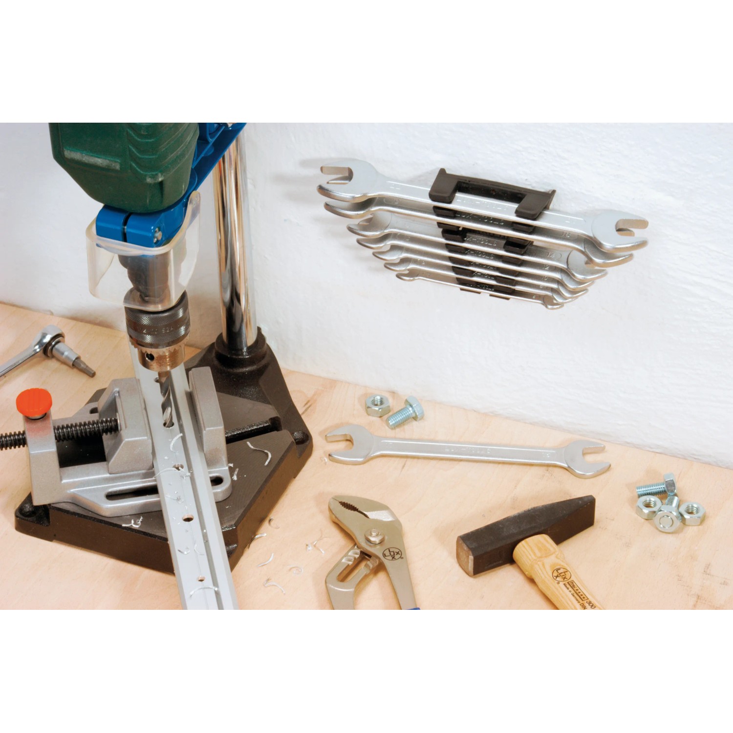 8-teiliger LUX Gabelschlüssel Satz (6-22 mm) mit Halter.
