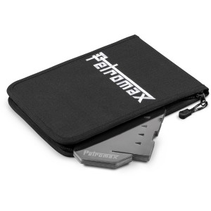 Petromax Steck-Windschutz aus Edelstahl im schwarzen Etui. Grillutensil für Feuerstellen.