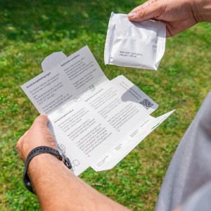 e-nema Nematoden gegen Engerlinge: Packung und Anwendungsanleitung für biologische Schädlingsbekämpfung.