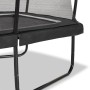 Detailansicht des schwarzen EXIT Allure Classic Gartentrampolins mit Sicherheitsnetz und Rahmen.