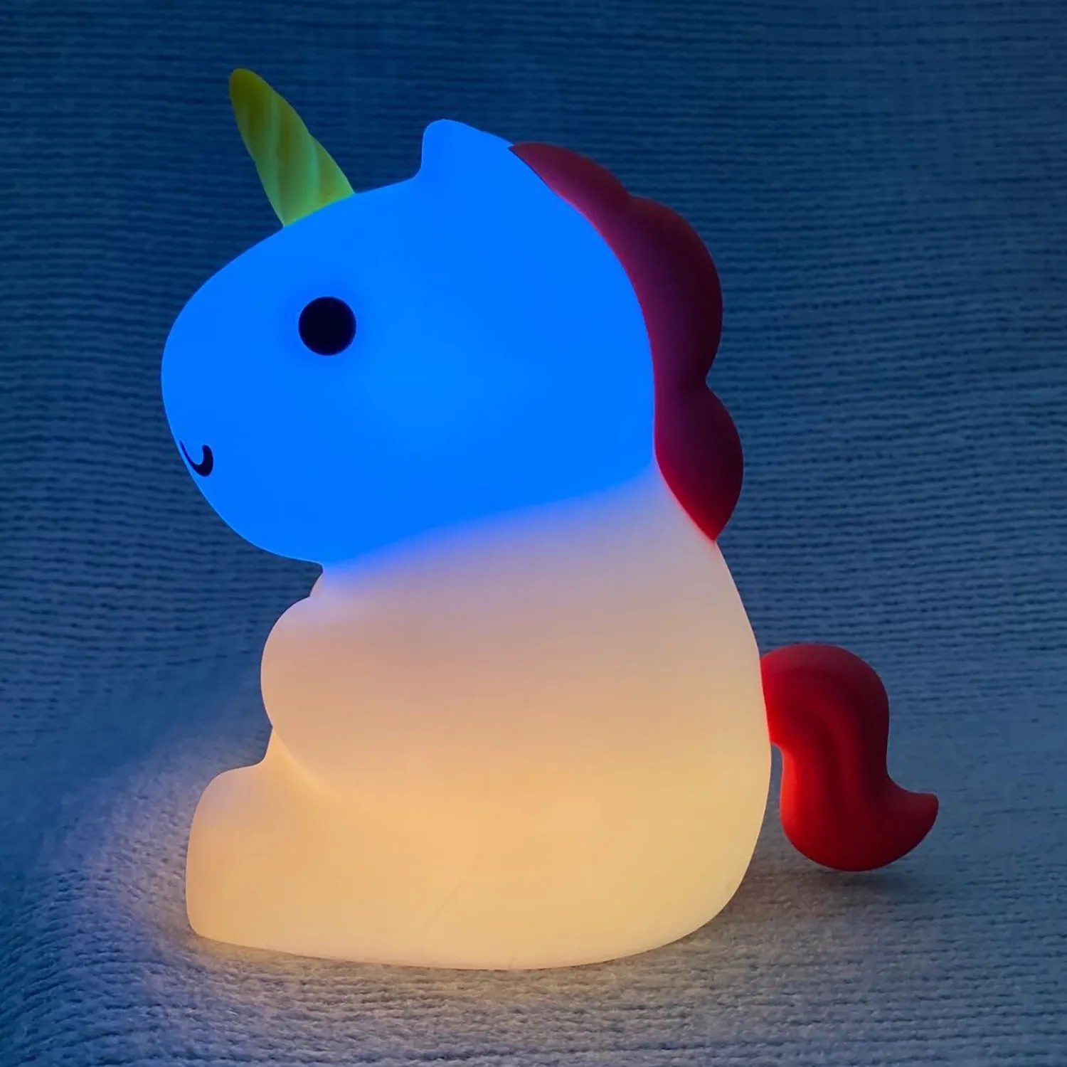 Leuchtendes Einhorn-Nachtlicht „Maggy Magic“ mit Farbwechsel und Timerfunktion.