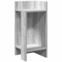 Grauer Sonoma Beistelltisch aus Holzwerkstoff mit zwei Ablagen, modernem Design. Teil eines 2er-Sets.